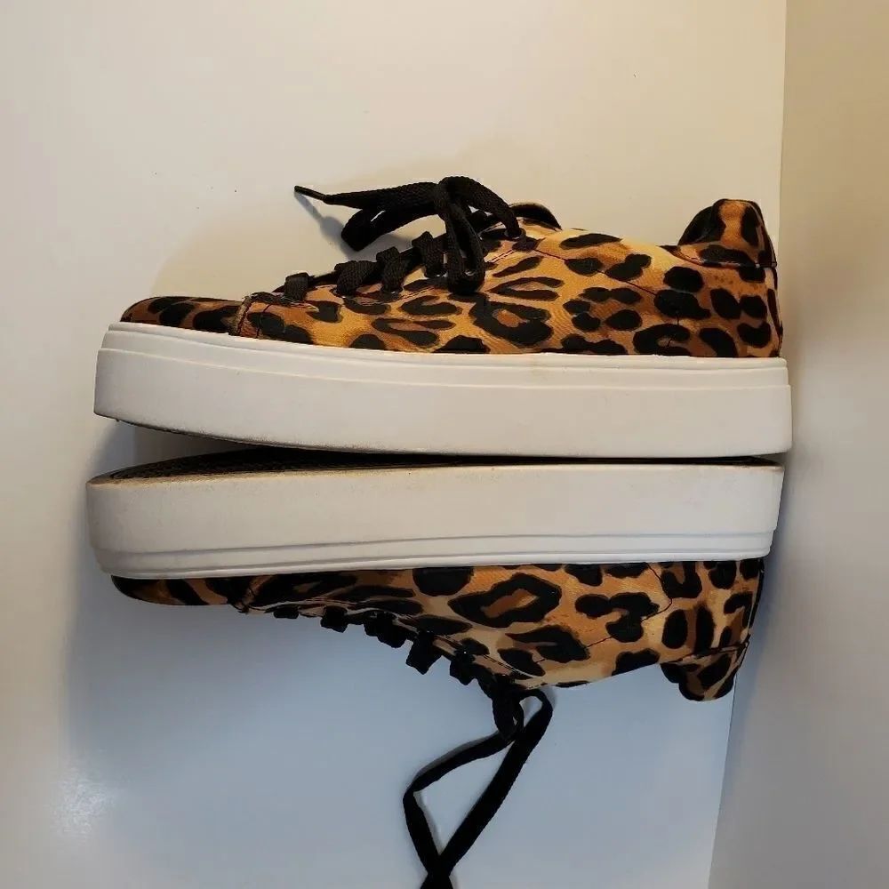 Leopard Print Sneakers - Picture 7 of 8